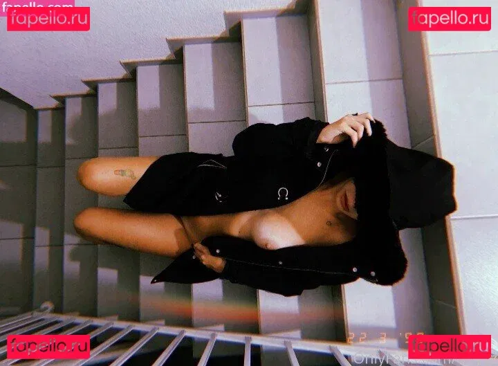 euyaz Onlyfans Photo Gallery 