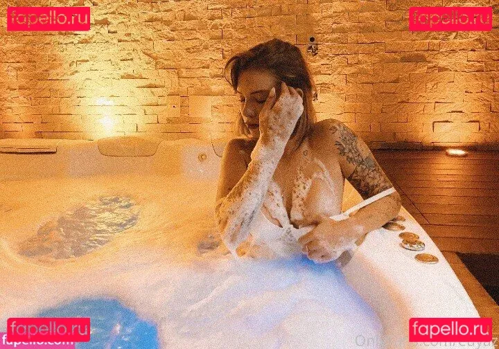 euyaz Onlyfans Photo Gallery 