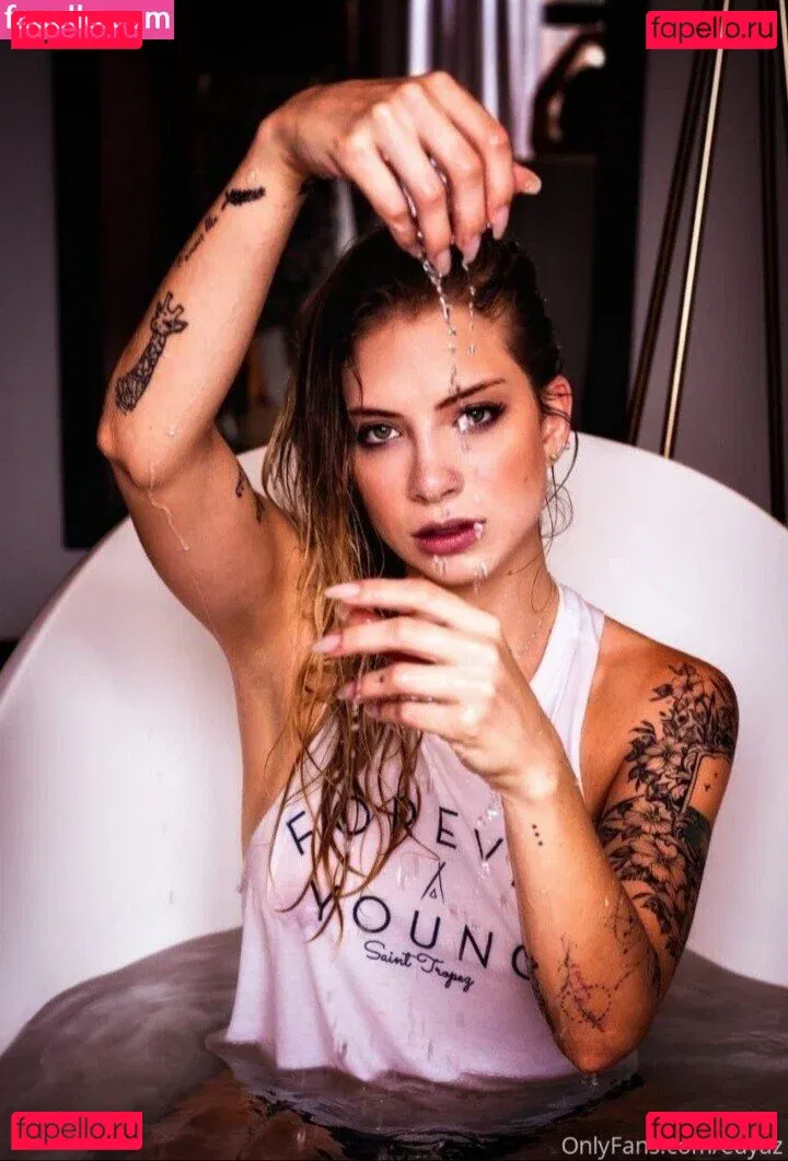 euyaz Onlyfans Photo Gallery 