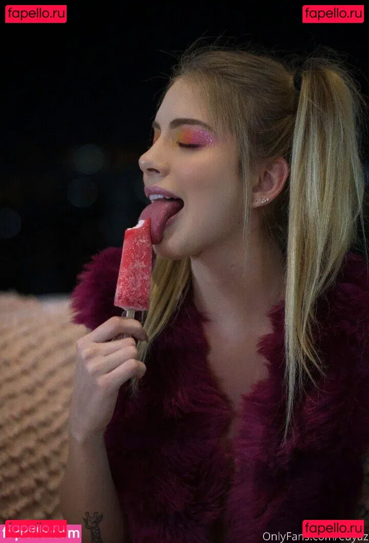 euyaz Onlyfans Photo Gallery 