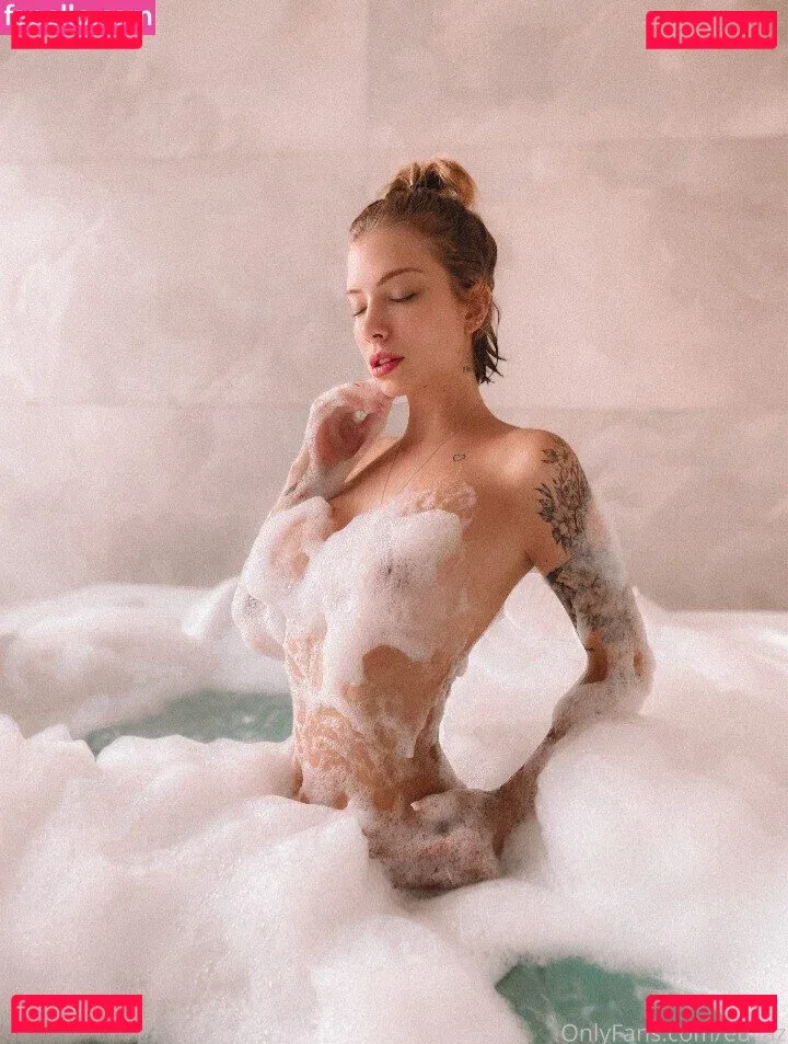 euyaz Onlyfans Photo Gallery 