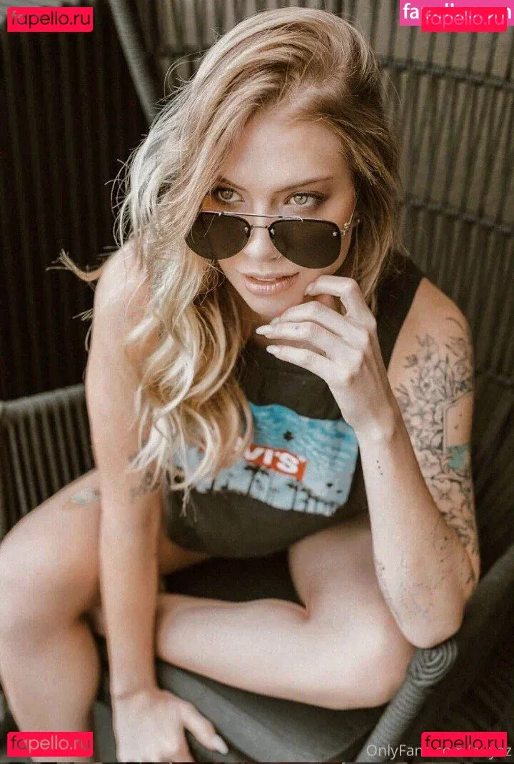 euyaz Onlyfans Photo Gallery 