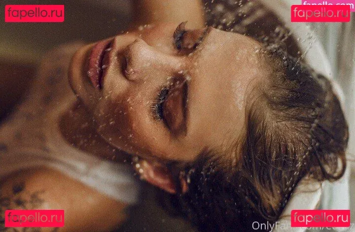 euyaz Onlyfans Photo Gallery 