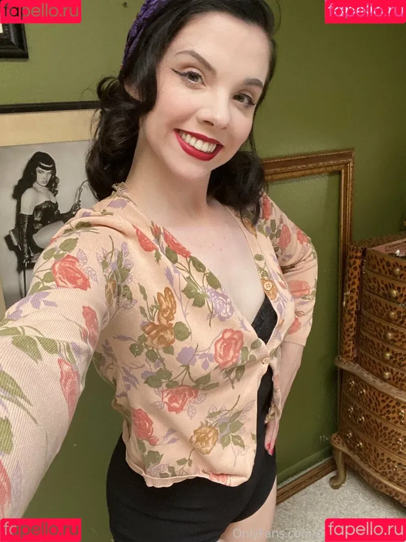 dandyindistress Onlyfans Photo Gallery 