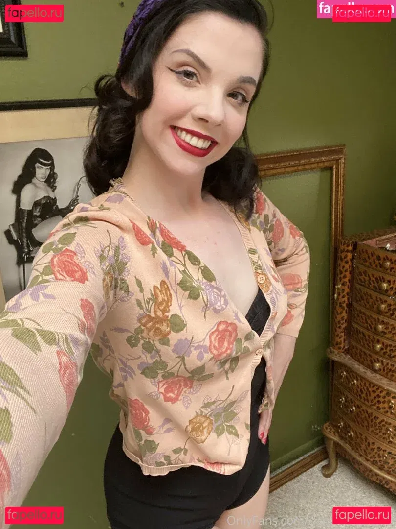 dandyindistress Onlyfans Photo Gallery 