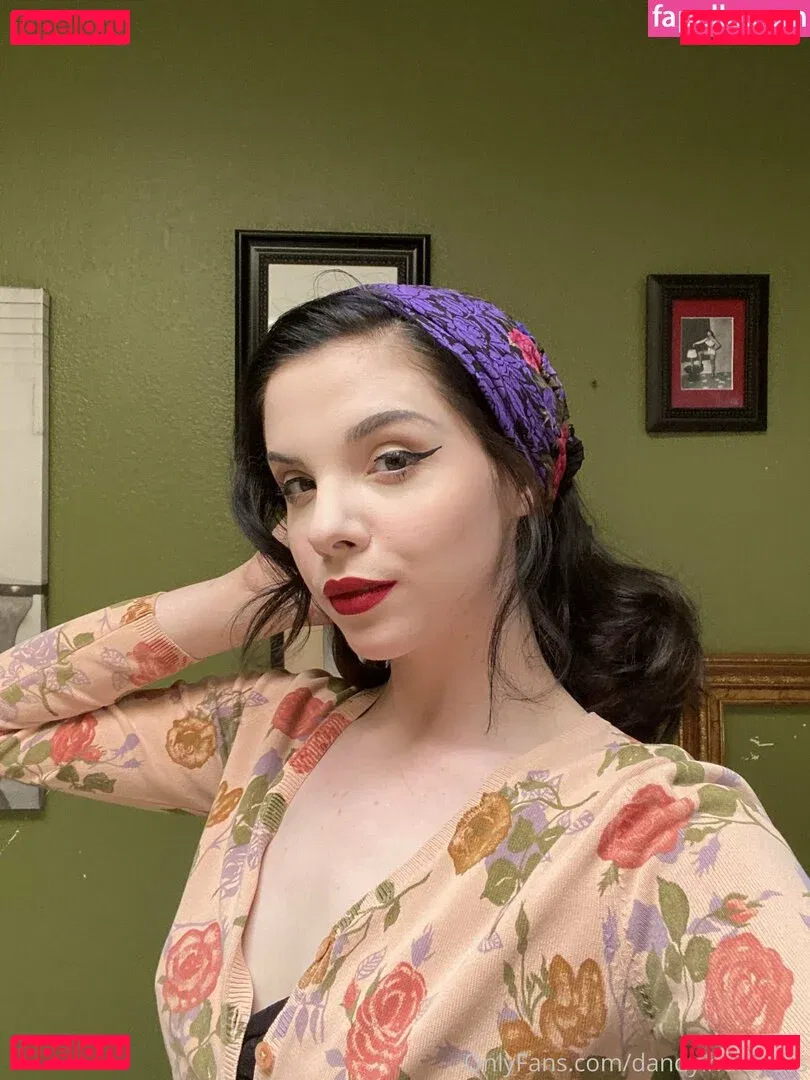 dandyindistress Onlyfans Photo Gallery 