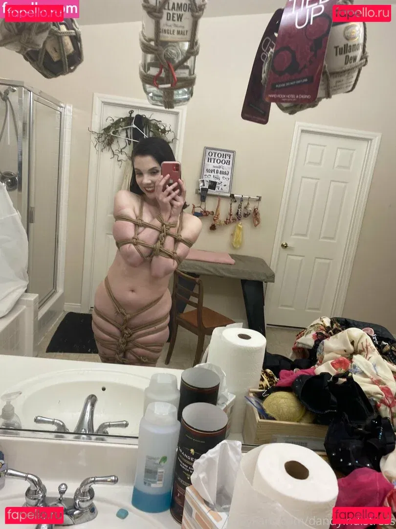 dandyindistress Onlyfans Photo Gallery 