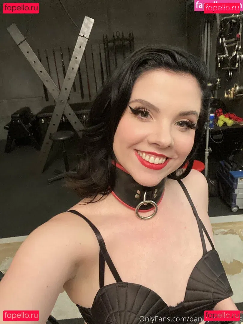 dandyindistress Onlyfans Photo Gallery 