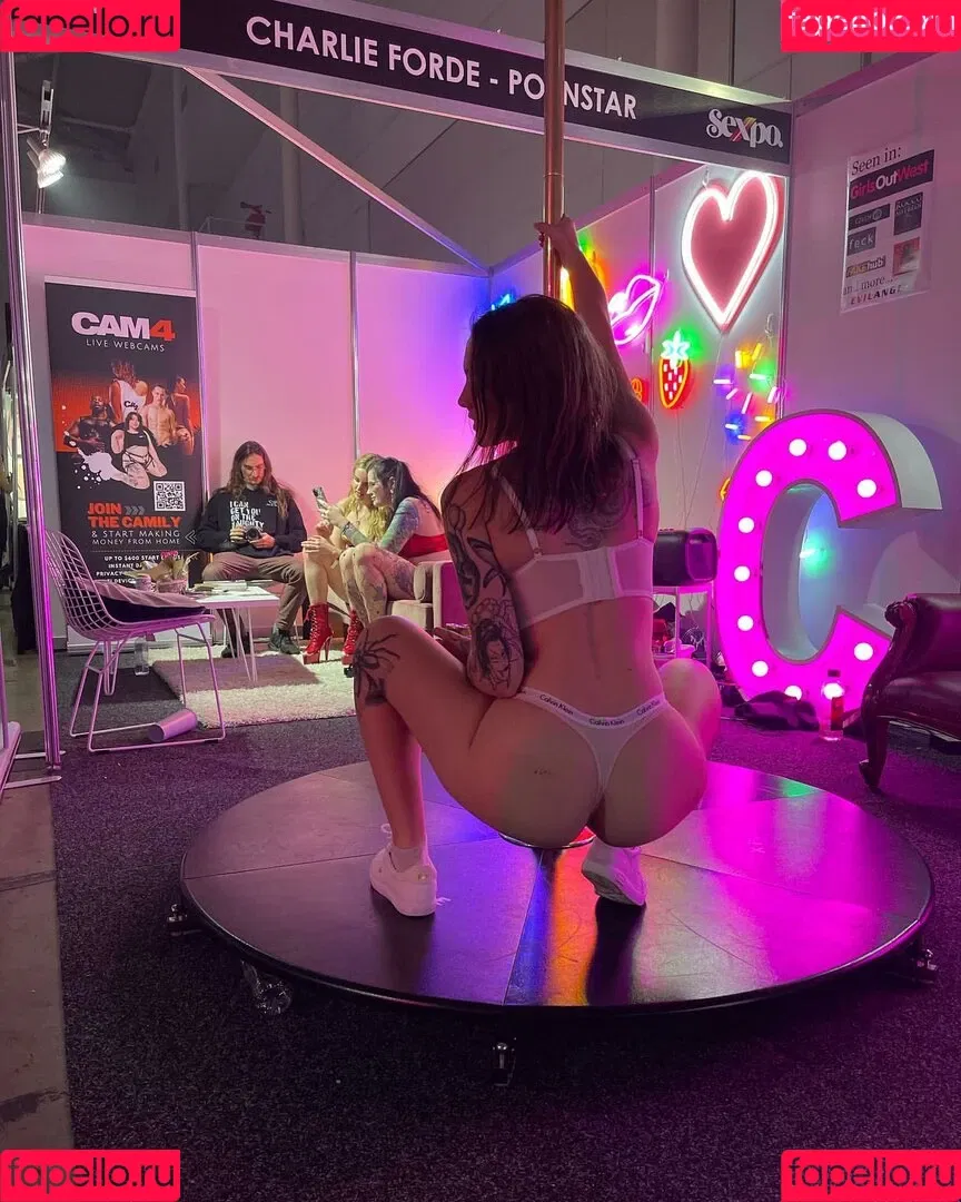 Skye Sharp Onlyfans Photo Gallery 