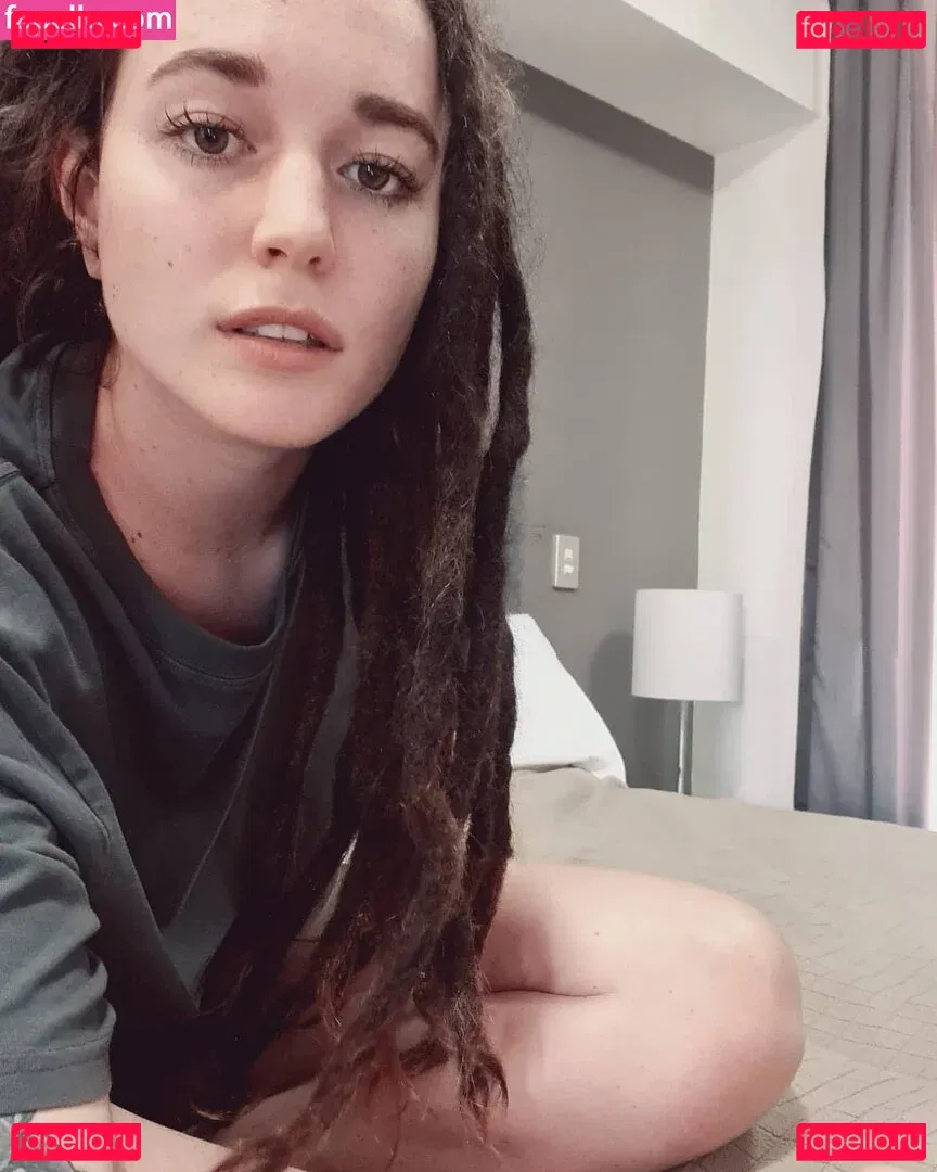 Skye Sharp Onlyfans Photo Gallery 