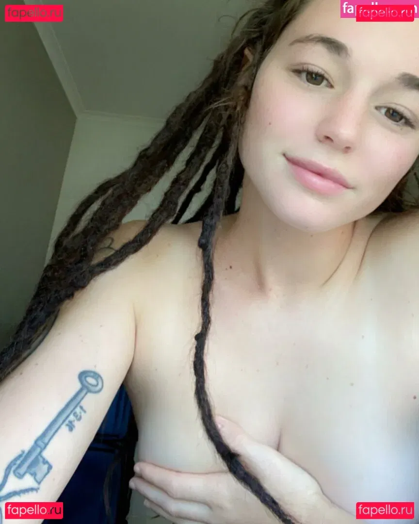 Skye Sharp Onlyfans Photo Gallery 