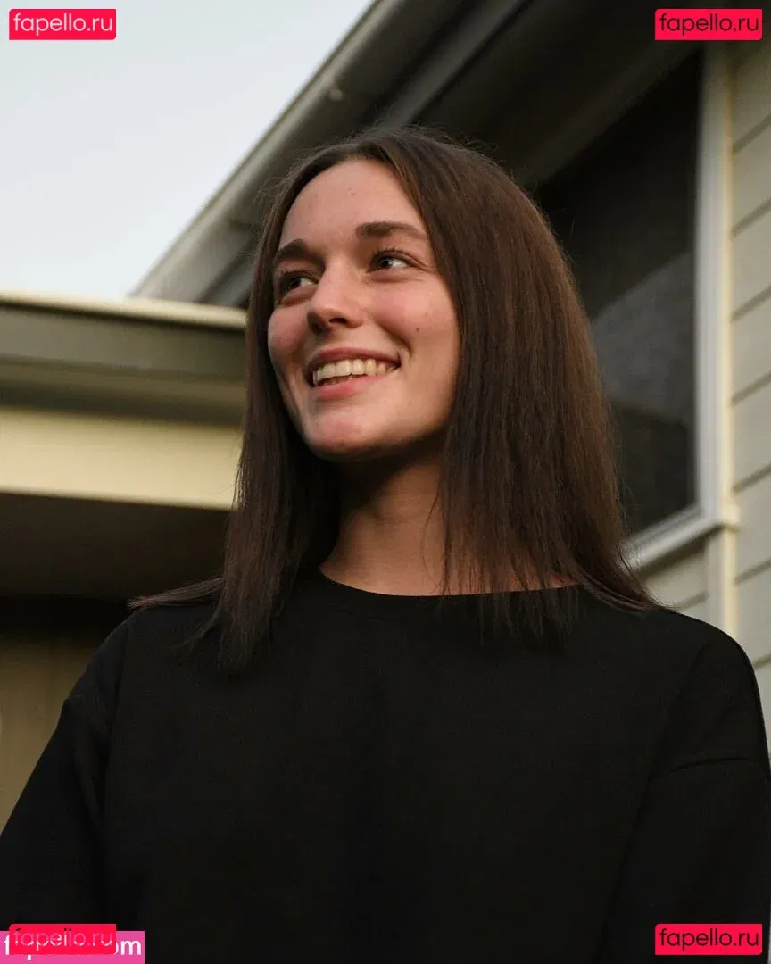 Skye Sharp Onlyfans Photo Gallery 