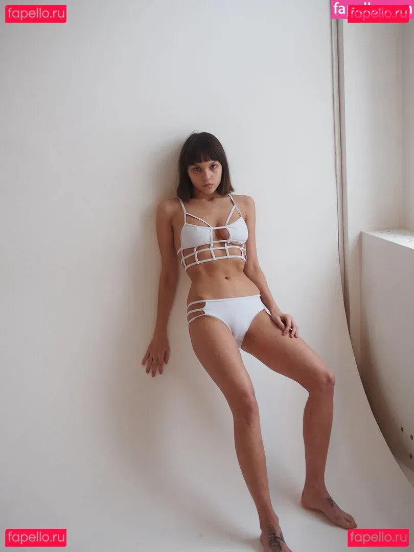 Maria Demina Onlyfans Photo Gallery 