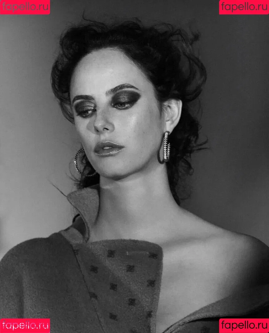 Kaya Scodelario Onlyfans Photo Gallery 