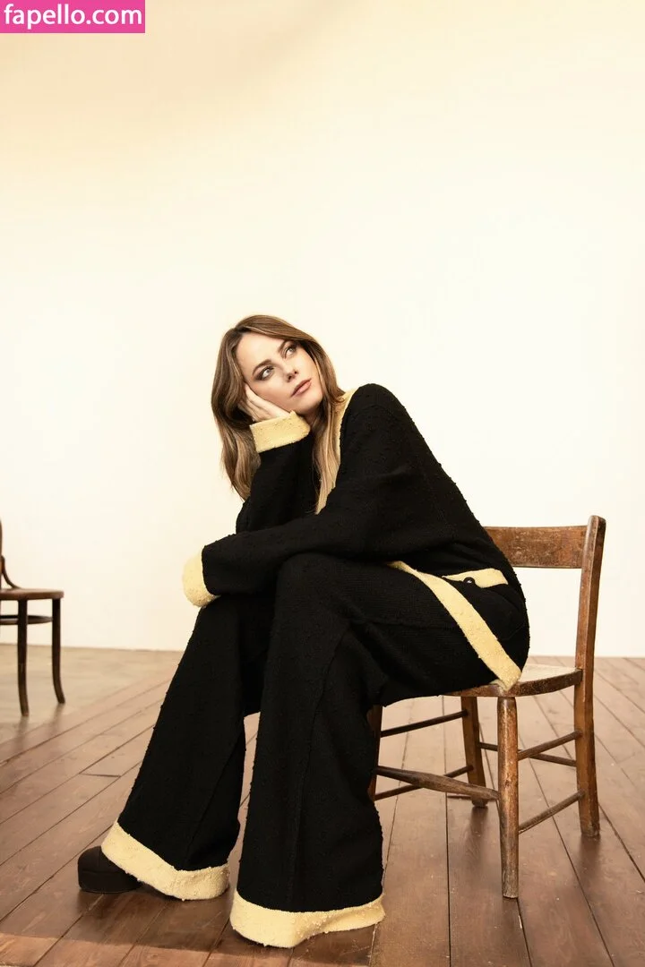 Kaya Scodelario Onlyfans Photo Gallery 