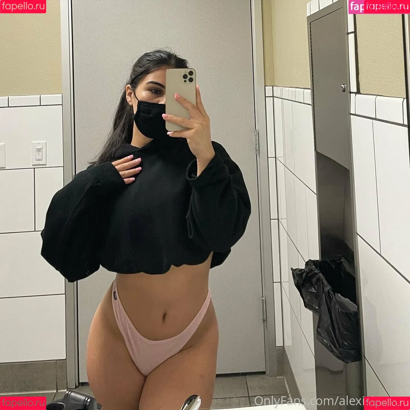 alexistelles Onlyfans Photo Gallery 