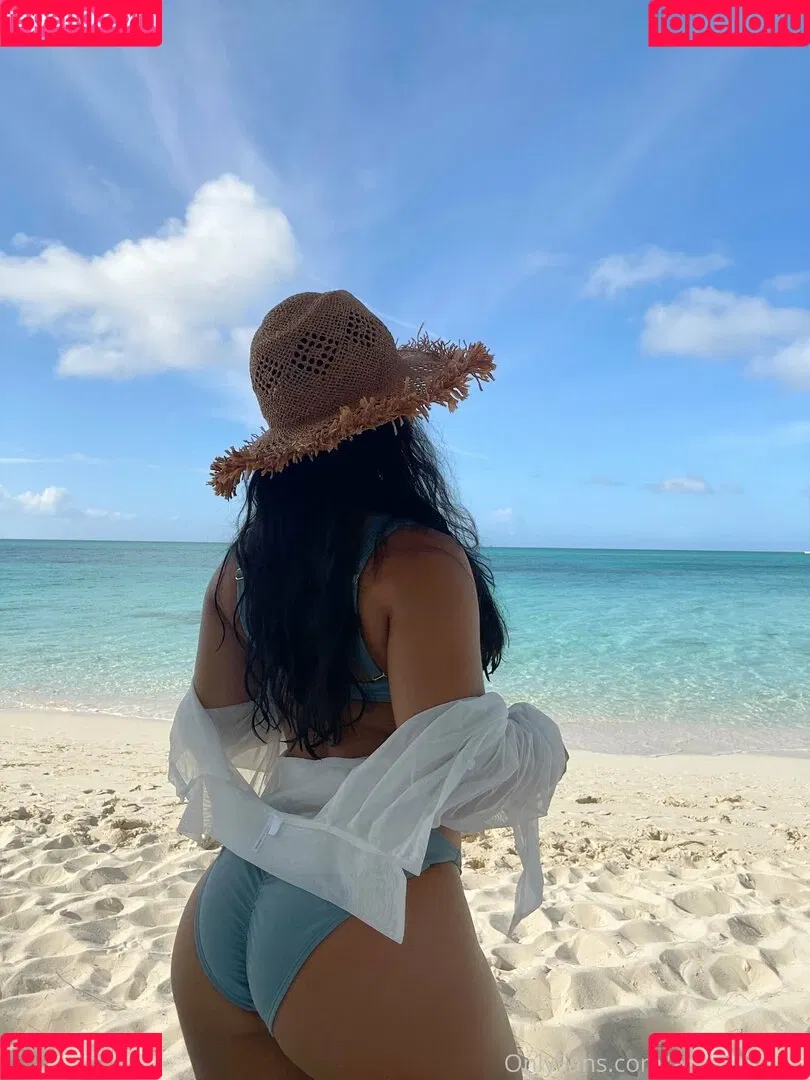 alexistelles Onlyfans Photo Gallery 