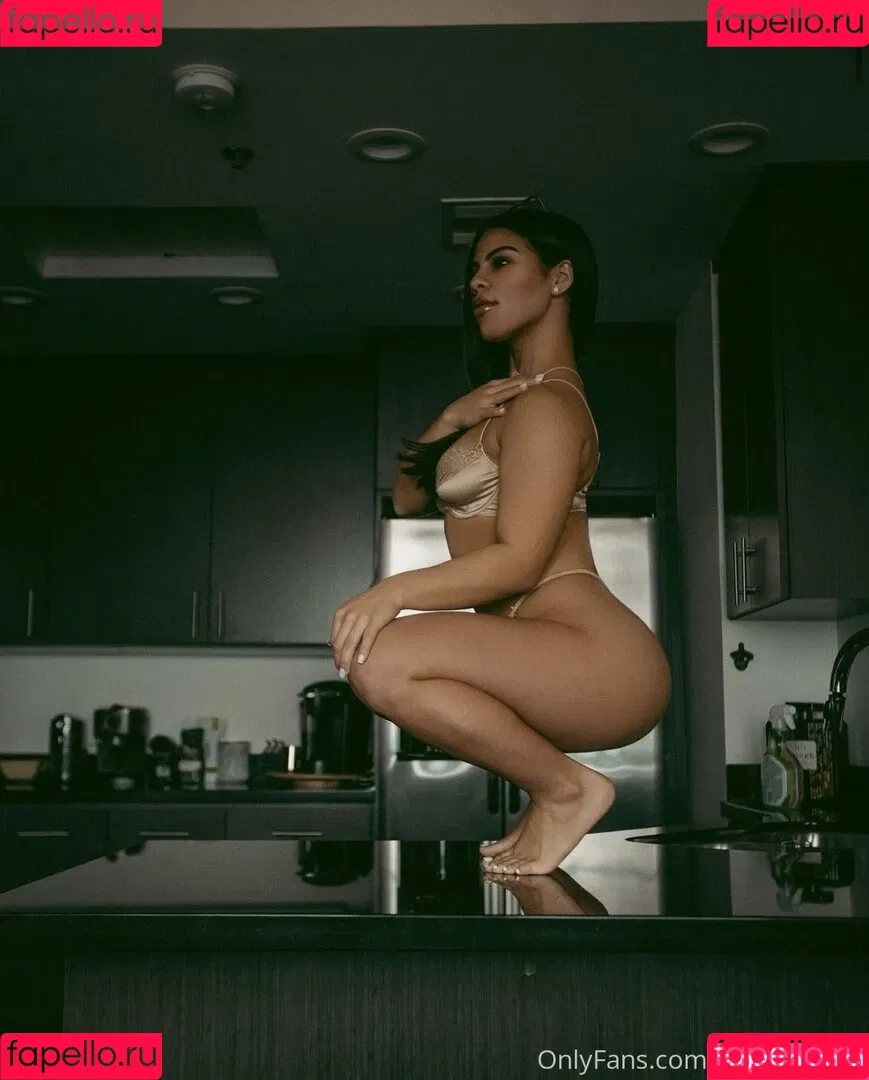 alexistelles Onlyfans Photo Gallery 
