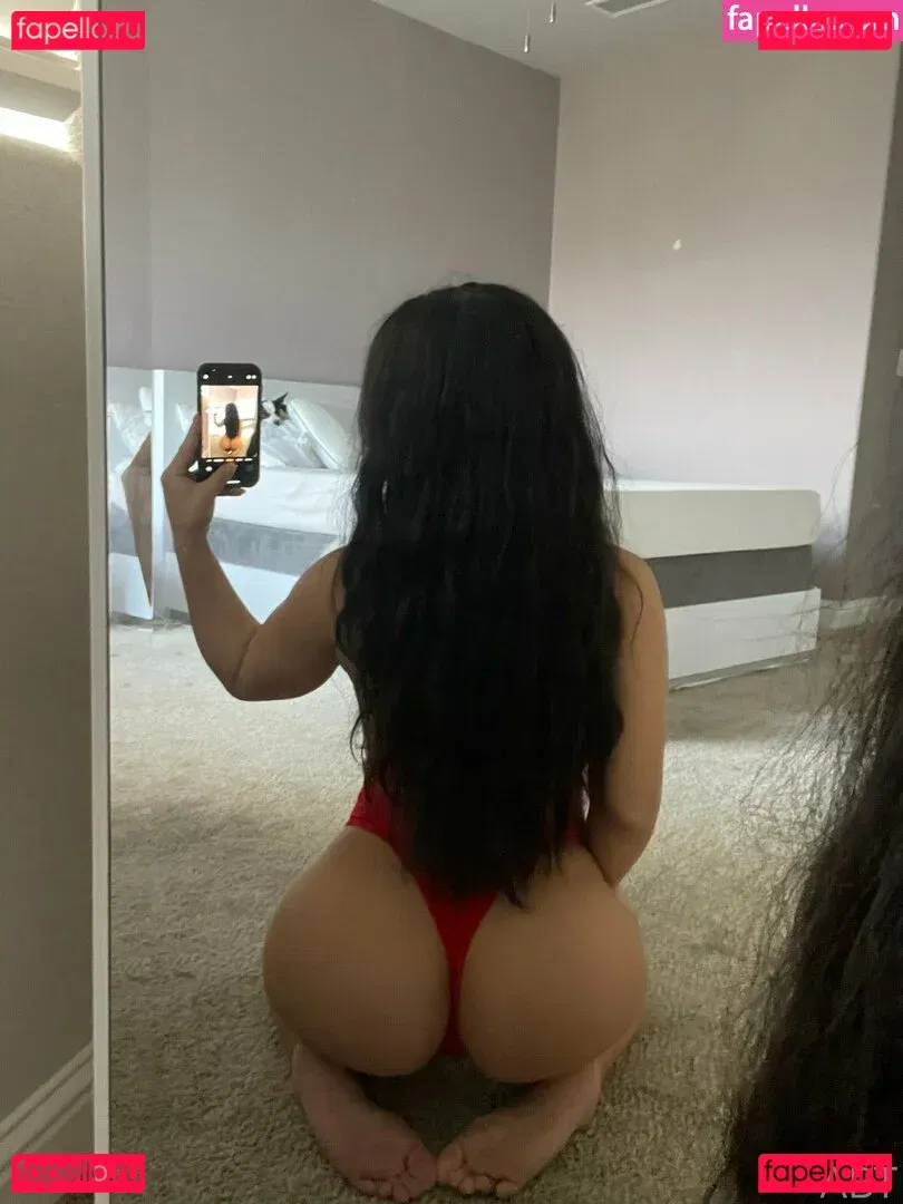 alexistelles Onlyfans Photo Gallery 