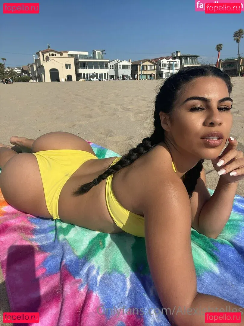 alexistelles Onlyfans Photo Gallery 