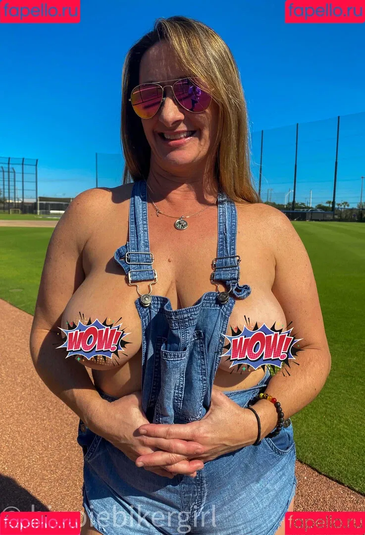 hippiebikergirlfree Onlyfans Photo Gallery 