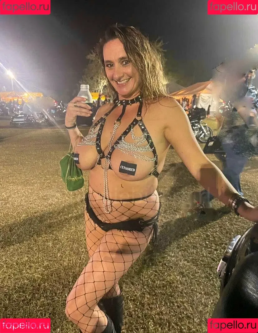 hippiebikergirlfree Onlyfans Photo Gallery 