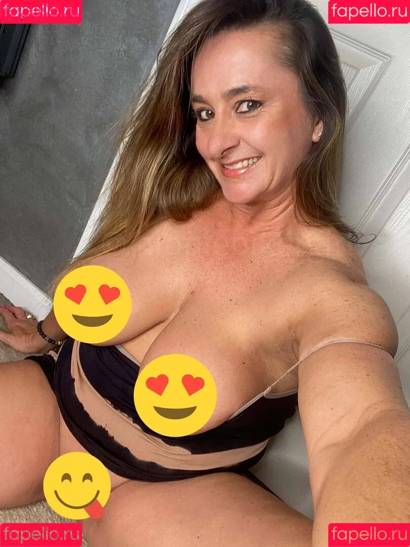 hippiebikergirlfree Onlyfans Photo Gallery 