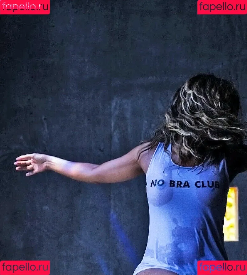 Halle Berry Onlyfans Photo Gallery 