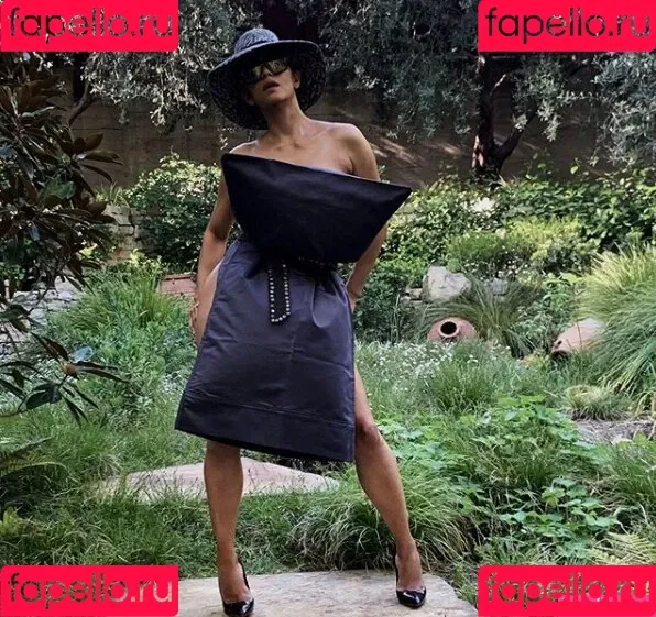 Halle Berry Onlyfans Photo Gallery 