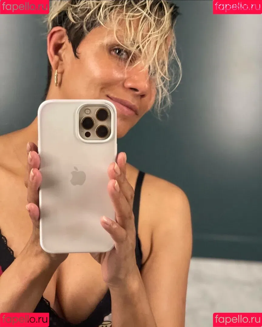 Halle Berry Onlyfans Photo Gallery 