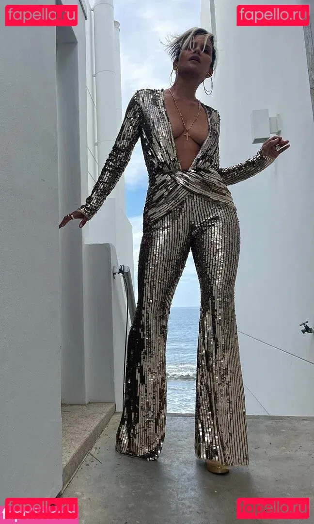 Halle Berry Onlyfans Photo Gallery 