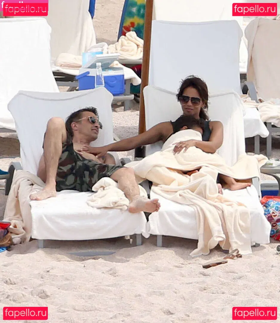 Halle Berry Onlyfans Photo Gallery 