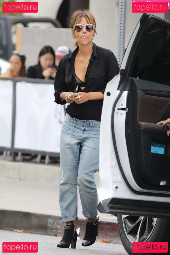 Halle Berry Onlyfans Photo Gallery 