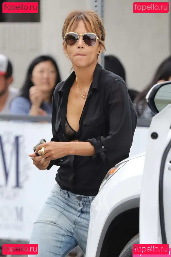Halle Berry Onlyfans Photo Gallery 
