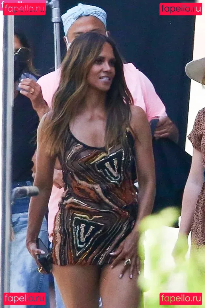 Halle Berry Onlyfans Photo Gallery 
