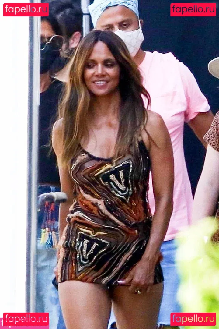 Halle Berry Onlyfans Photo Gallery 