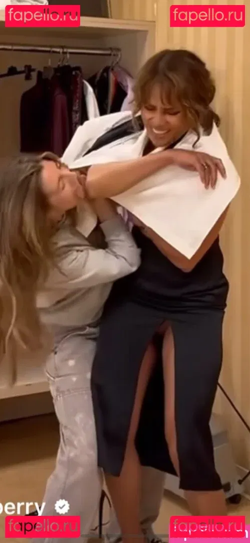 Halle Berry Onlyfans Photo Gallery 