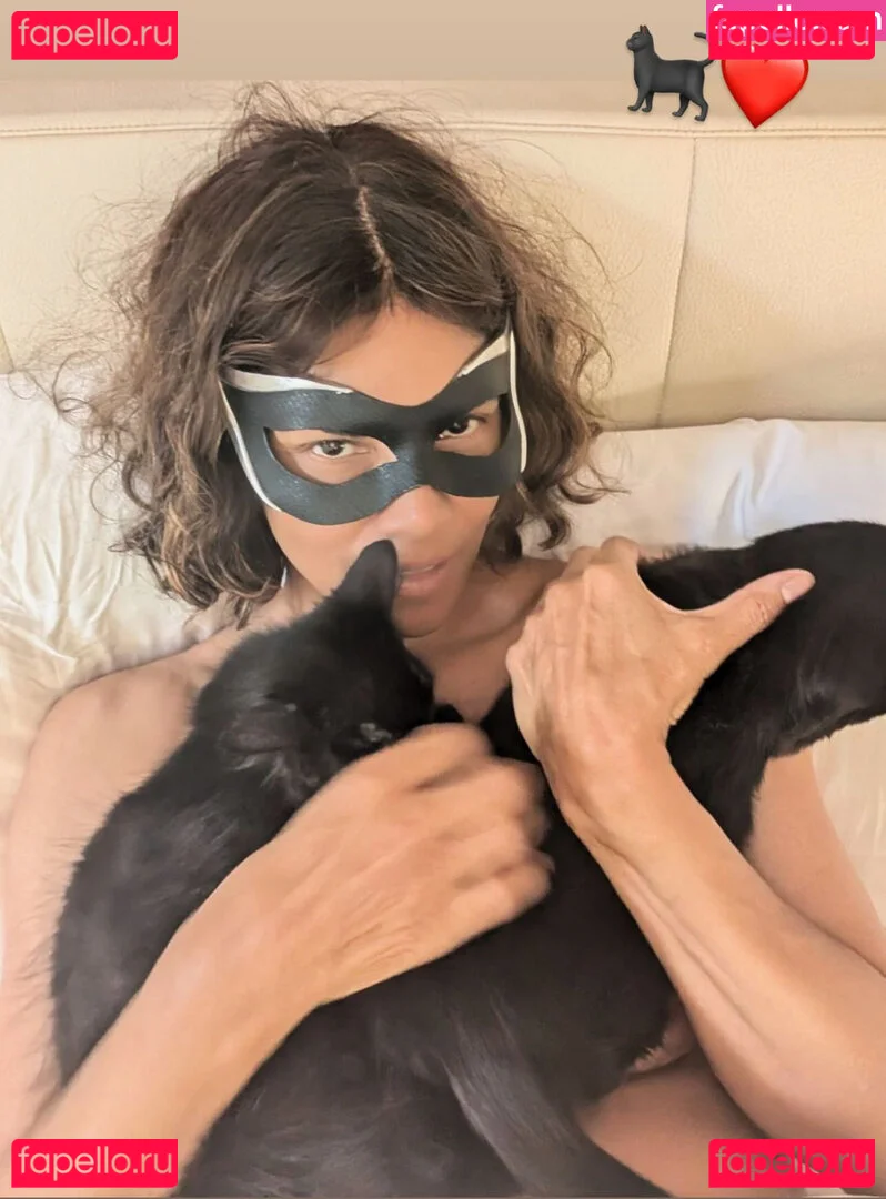 Halle Berry Onlyfans Photo Gallery 