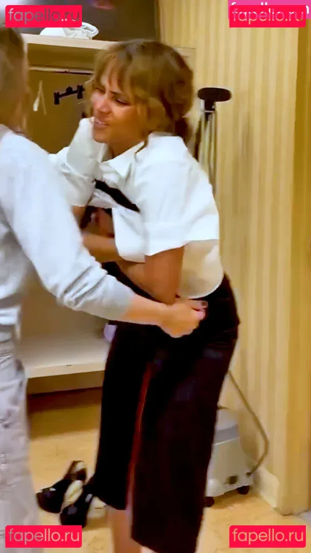 Halle Berry Onlyfans Photo Gallery 