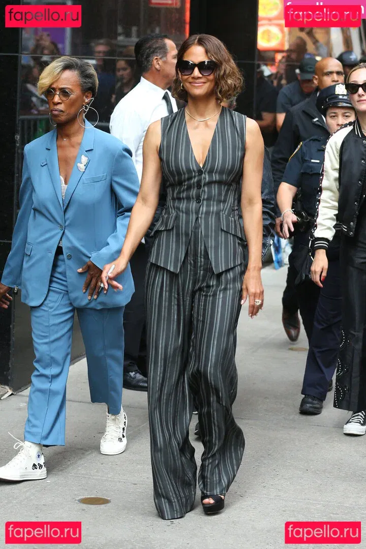 Halle Berry Onlyfans Photo Gallery 