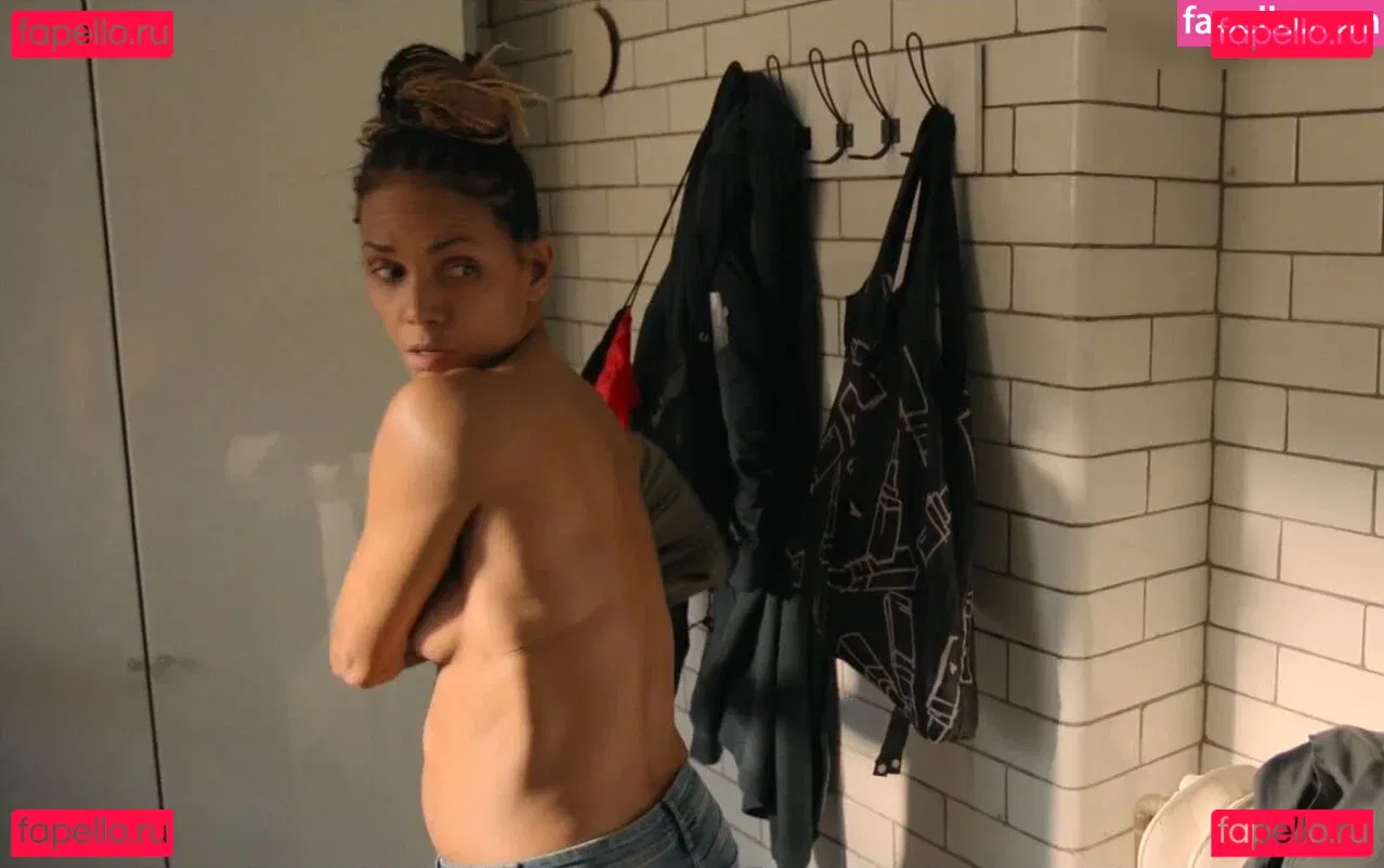 Halle Berry Onlyfans Photo Gallery 