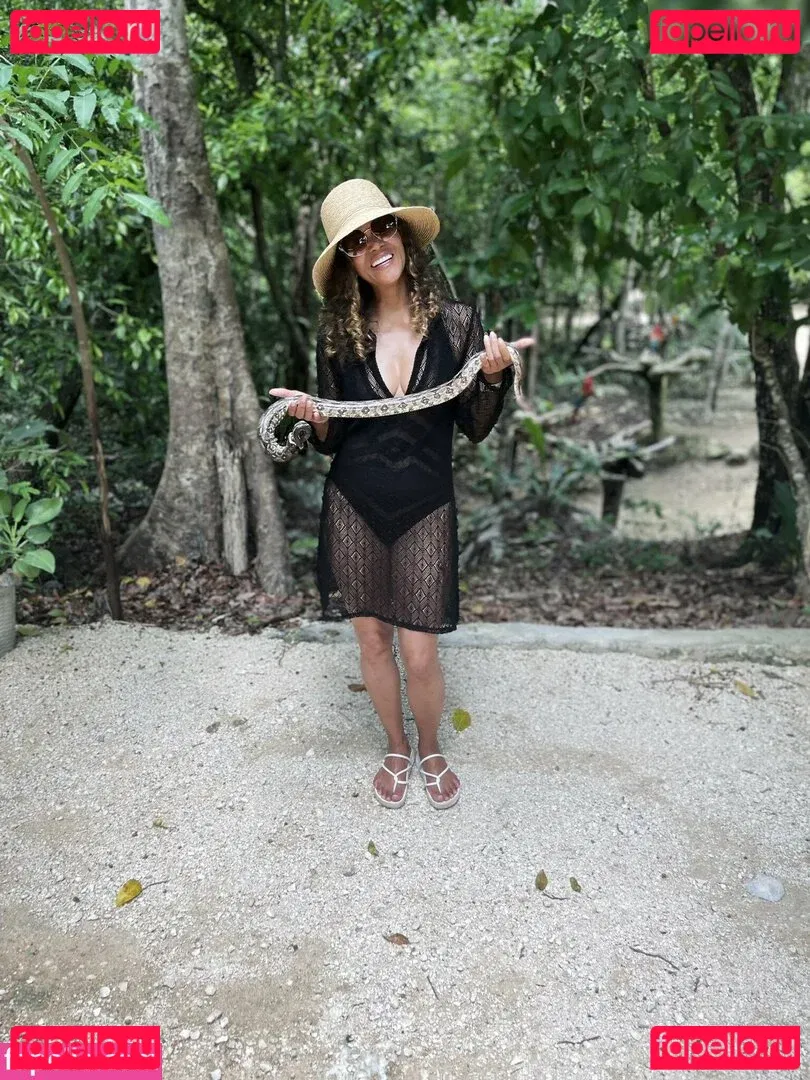 Halle Berry Onlyfans Photo Gallery 