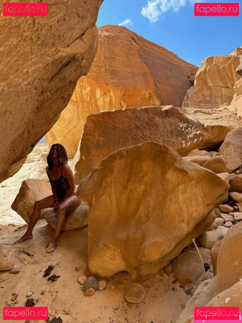 Halle Berry Onlyfans Photo Gallery 