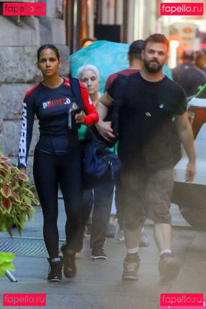 Halle Berry Onlyfans Photo Gallery 