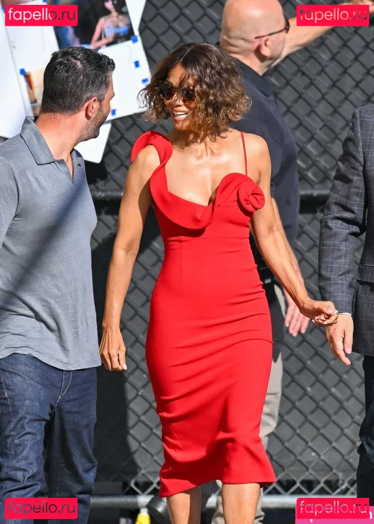 Halle Berry Onlyfans Photo Gallery 