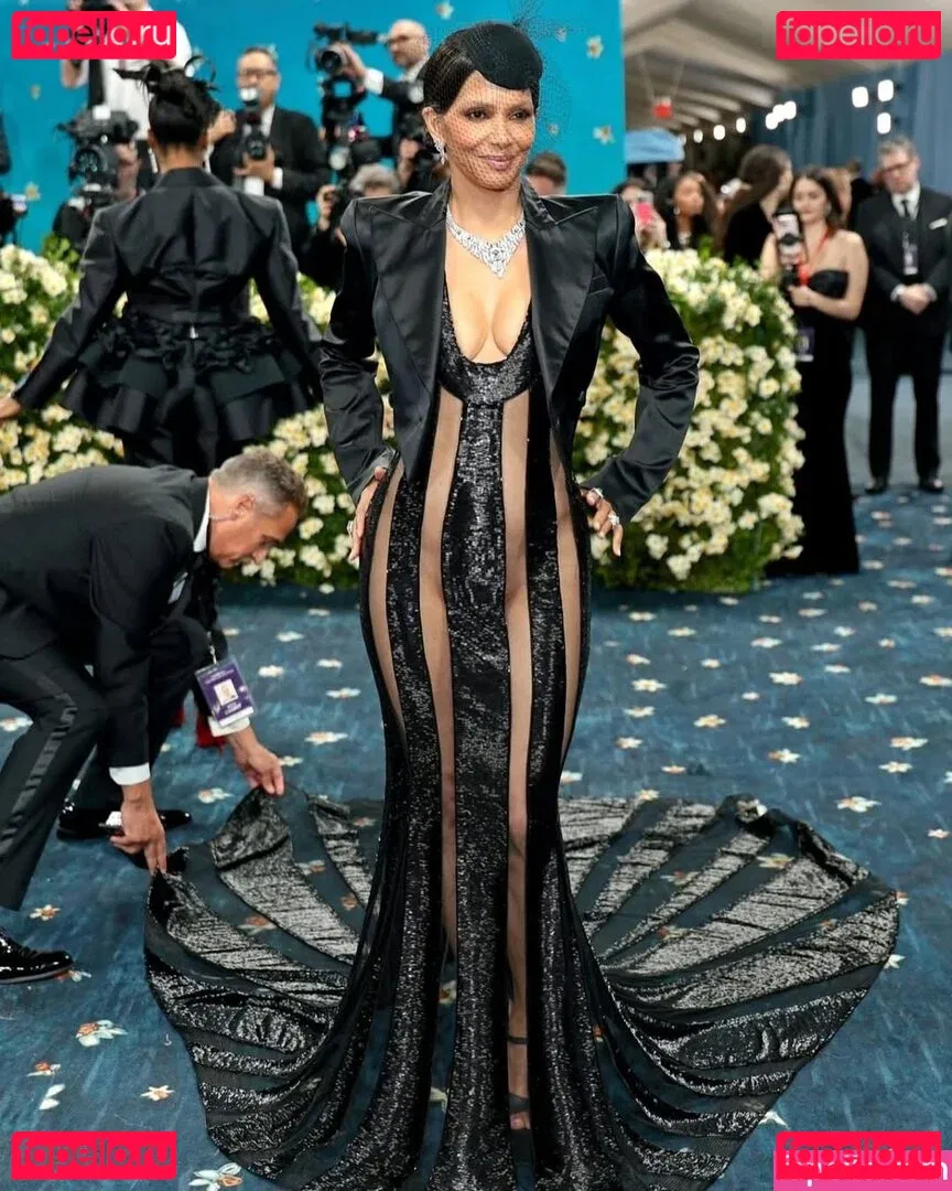 Halle Berry Onlyfans Photo Gallery 