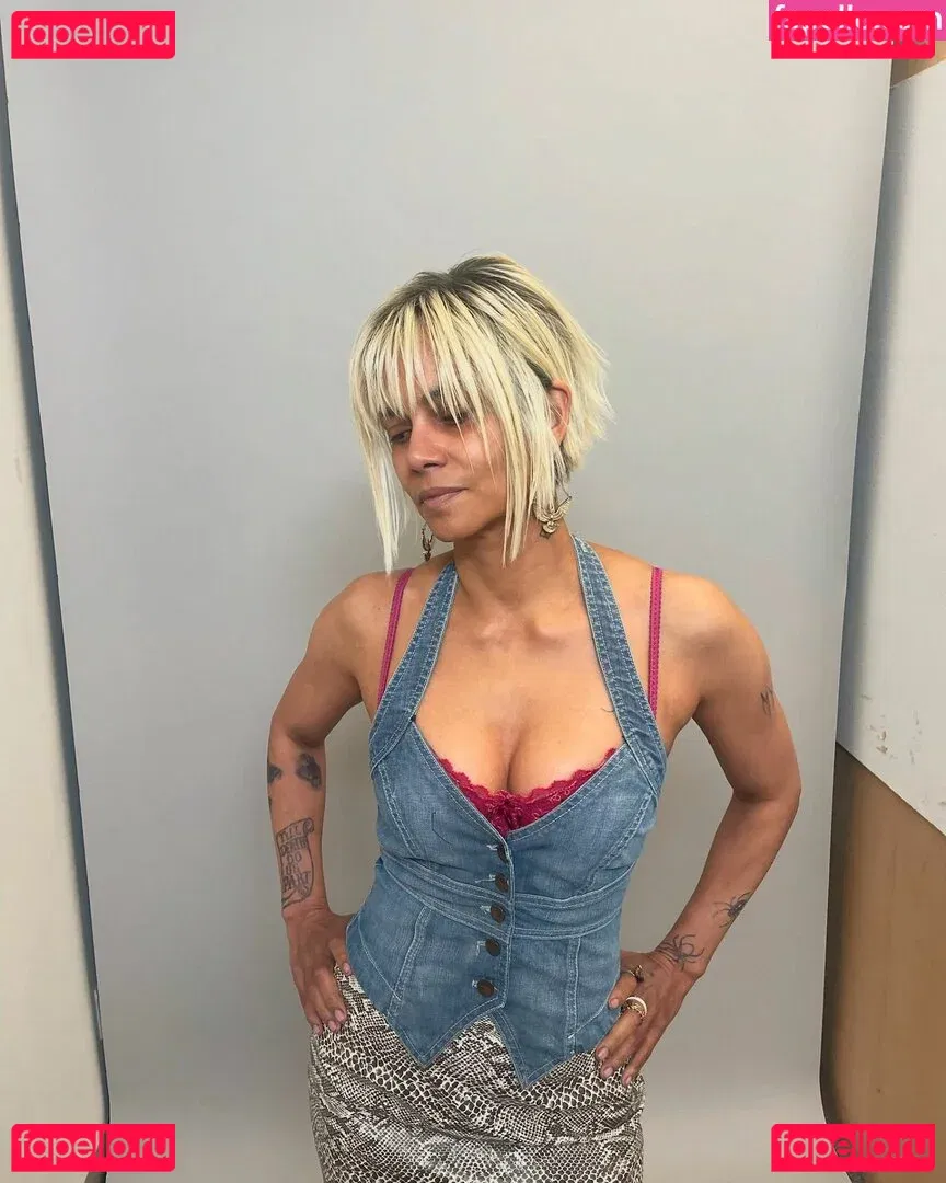 Halle Berry Onlyfans Photo Gallery 