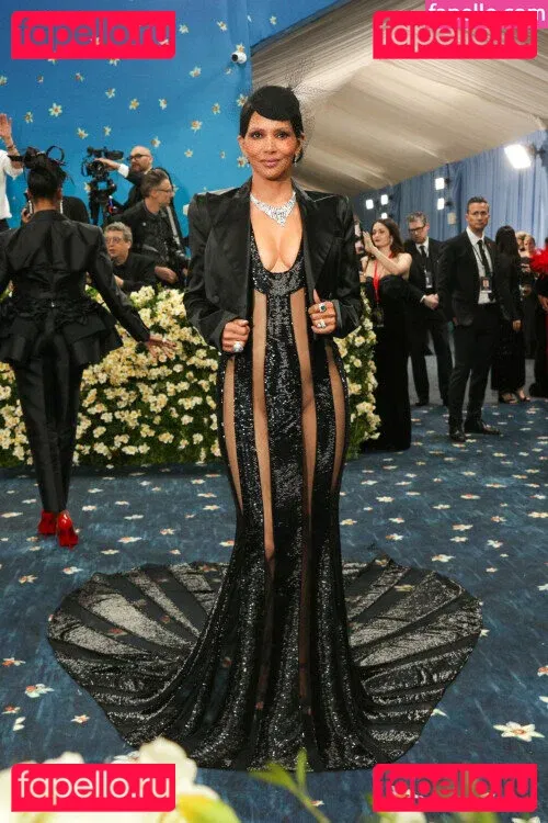 Halle Berry Onlyfans Photo Gallery 