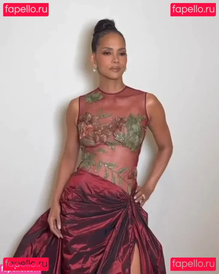 Halle Berry Onlyfans Photo Gallery 