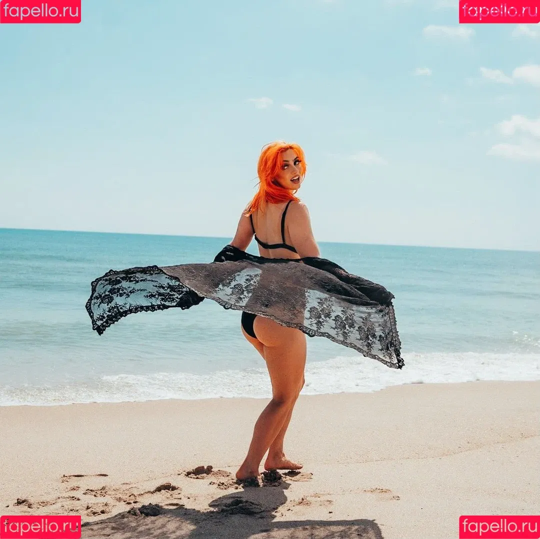 GiGi Dolan Onlyfans Photo Gallery 